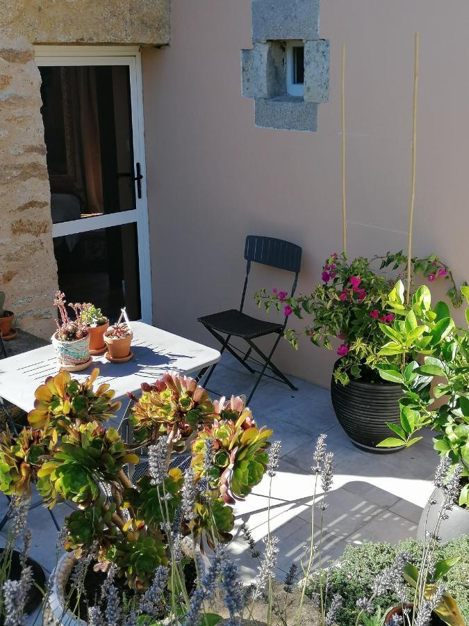 Plozévet La Tour Du Bois Dormant B&B 외부 사진